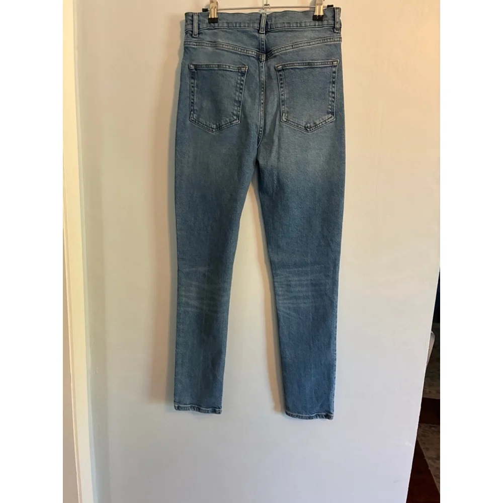 0182 REFORMATION Abby Jeans EUC
Size 28 - Picture 6 of 9